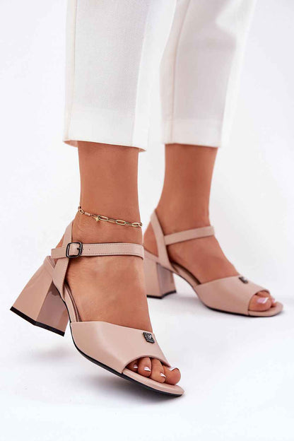 Sandales à talons Step in style