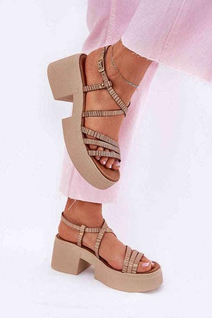 Sandales à talons Step in style