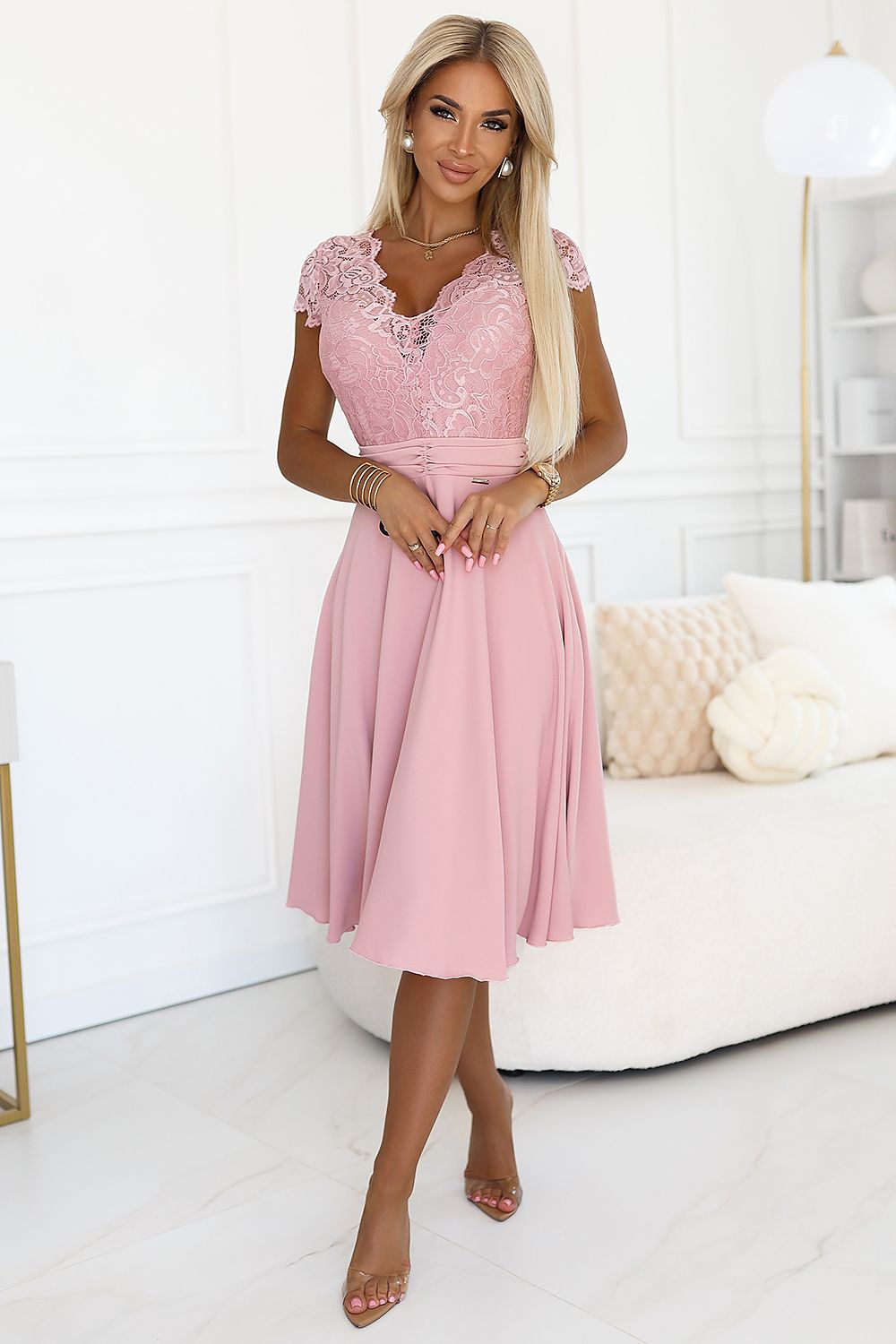  Robe de soirée model 215906 Numoco 