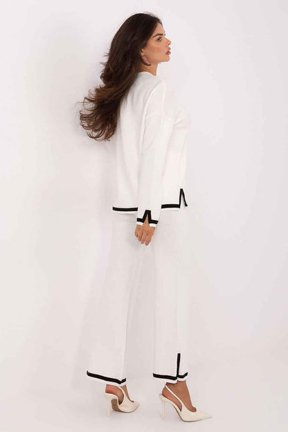 L`ensemble Italy Moda