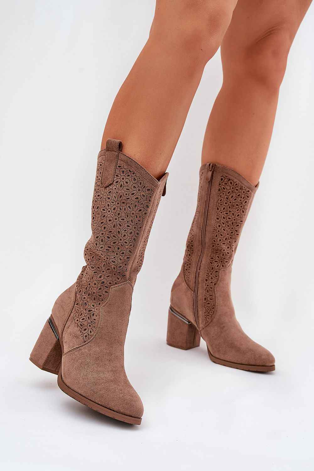 Bottes ajourées Step in style