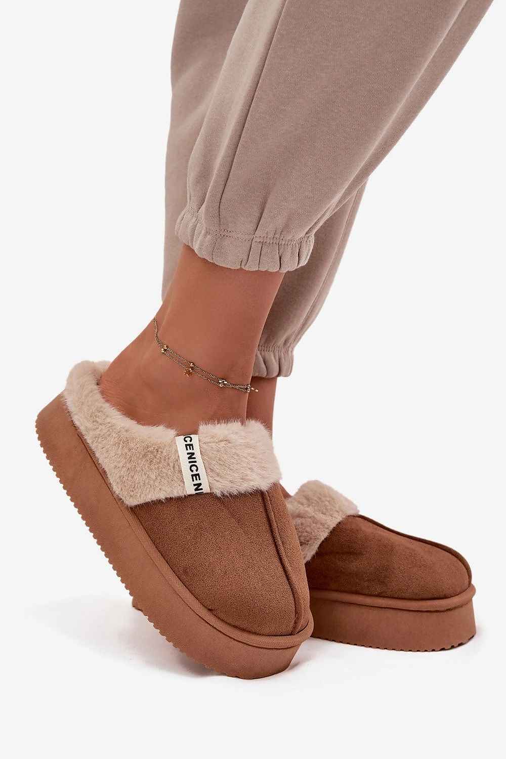 Pantoufles Step in style
