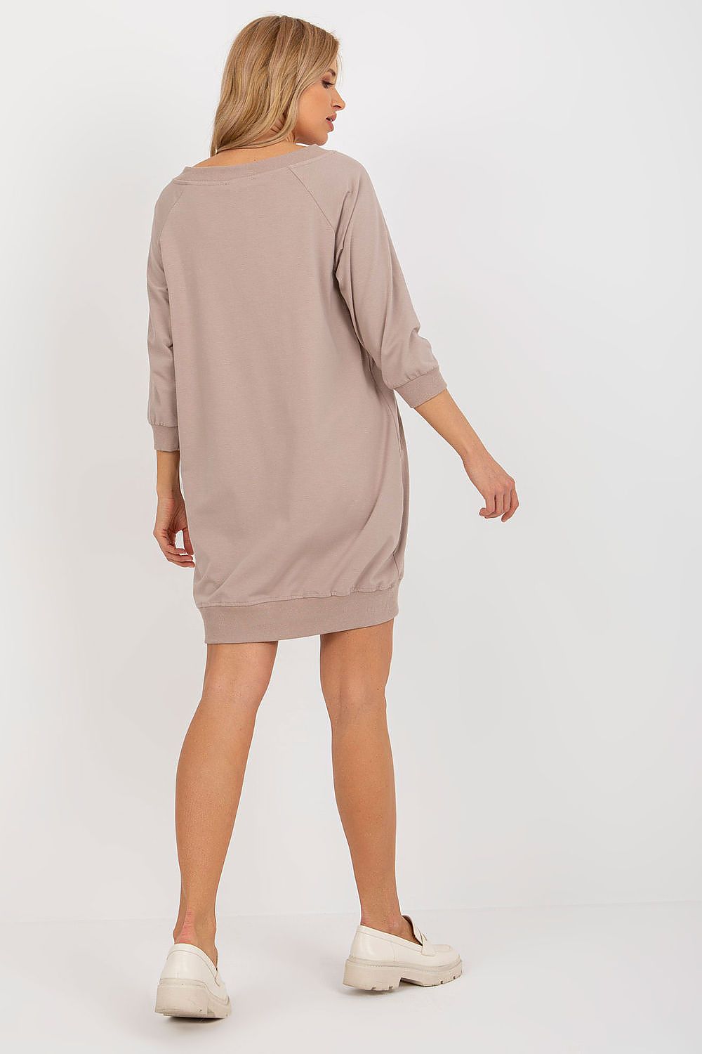  Robe de jour model 223224 BFG 