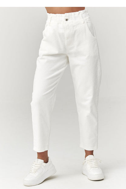  Pantalon en velours côtelé model 223242 Makadamia 