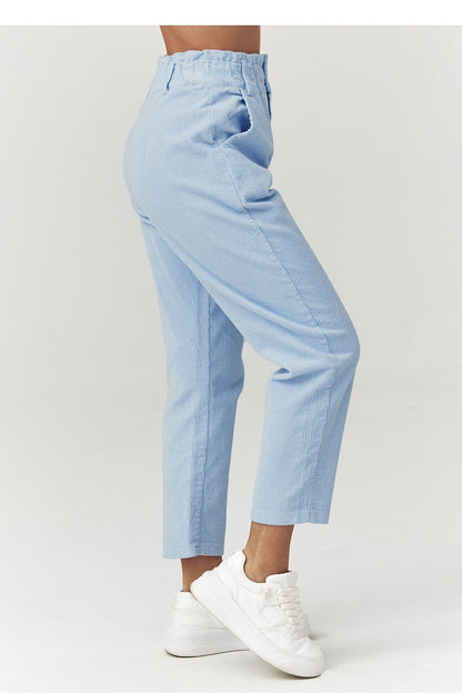  Pantalon en velours côtelé model 223244 Makadamia 