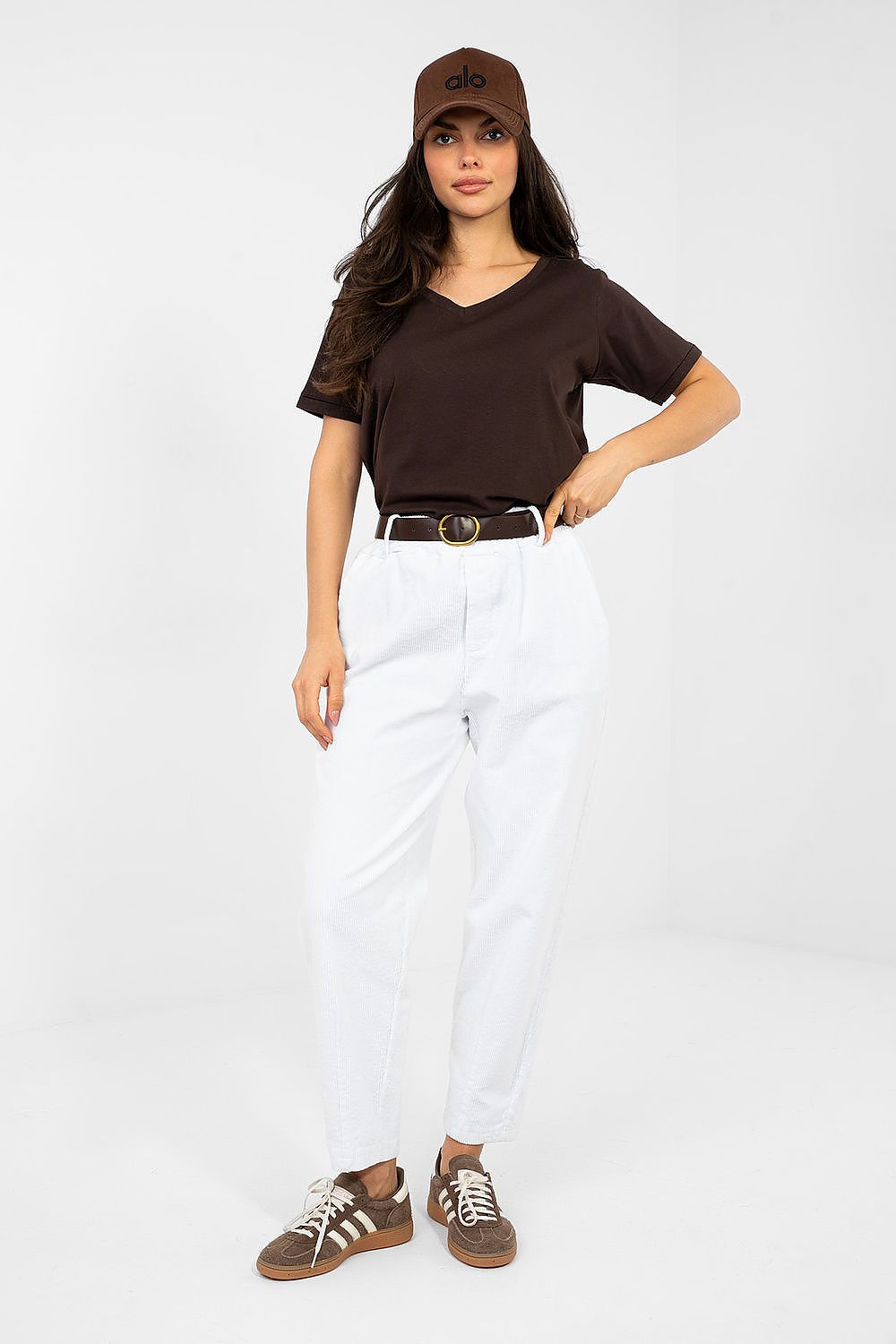  Pantalon en velours côtelé model 224060 Italy Moda 