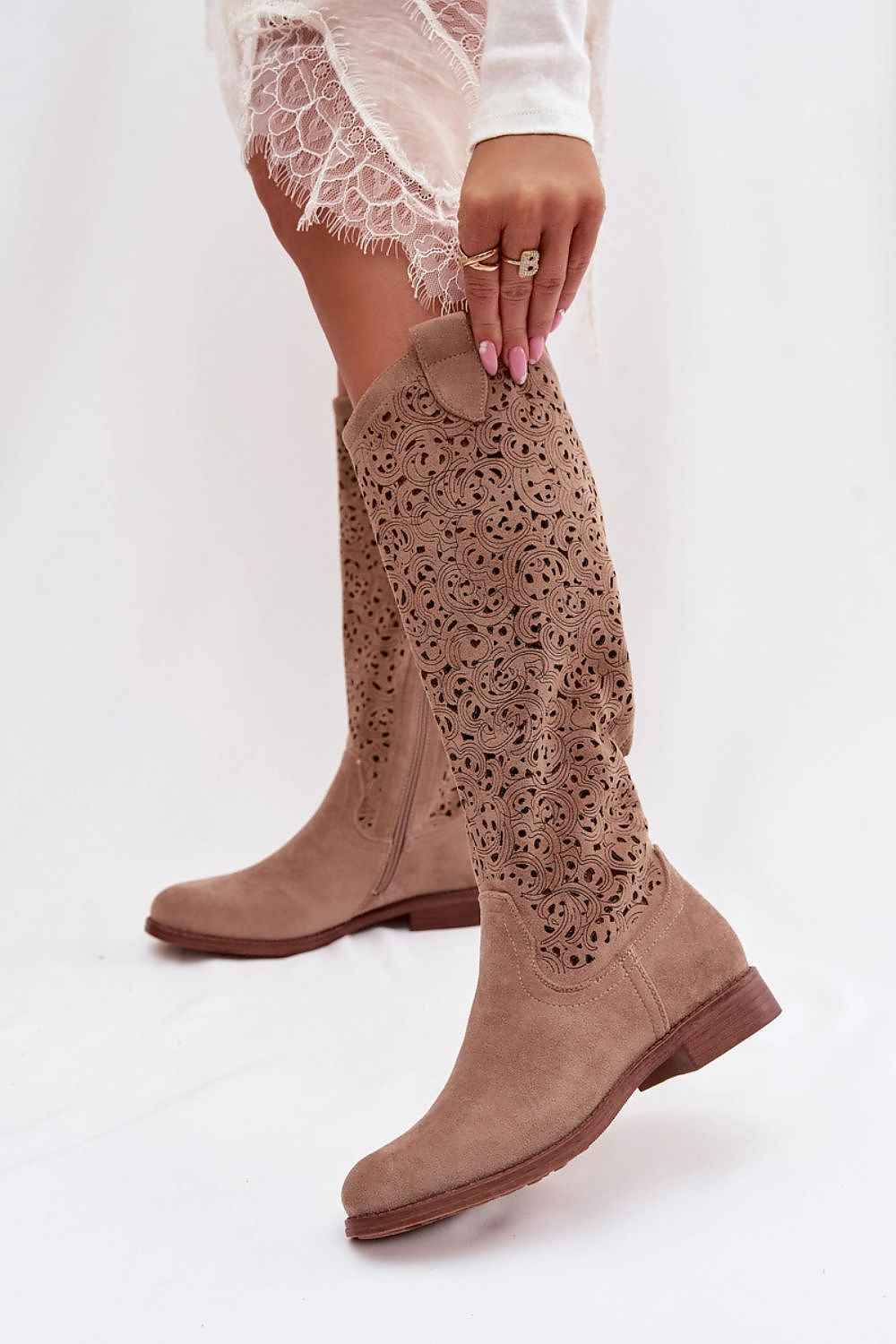 Bottes ajourées Step in style