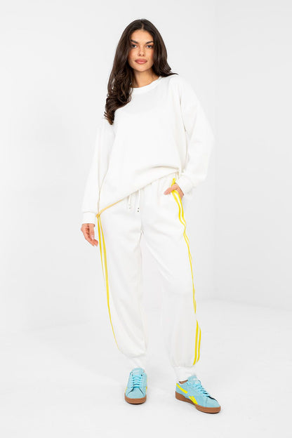  L`ensemble model 224616 Rue Paris 