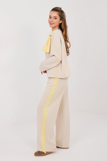  L`ensemble model 224800 Rue Paris 