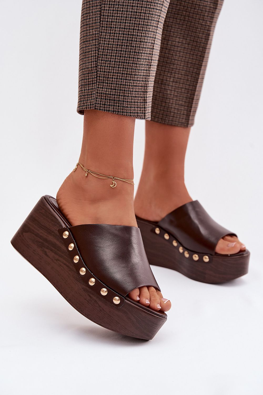  Cothurnes model 225130 Step in style 