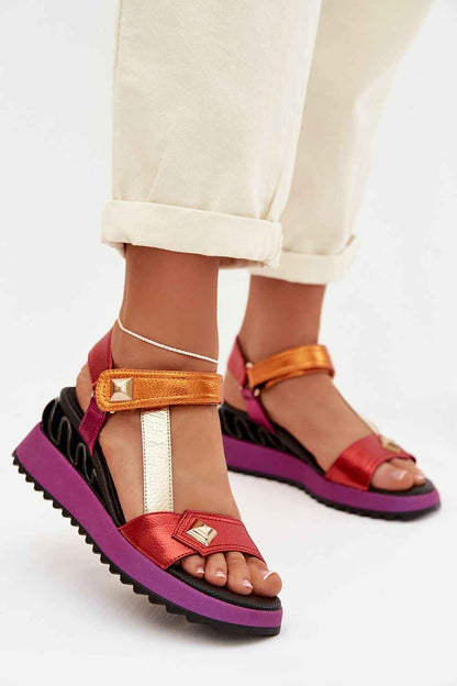 Cothurnes Step in style