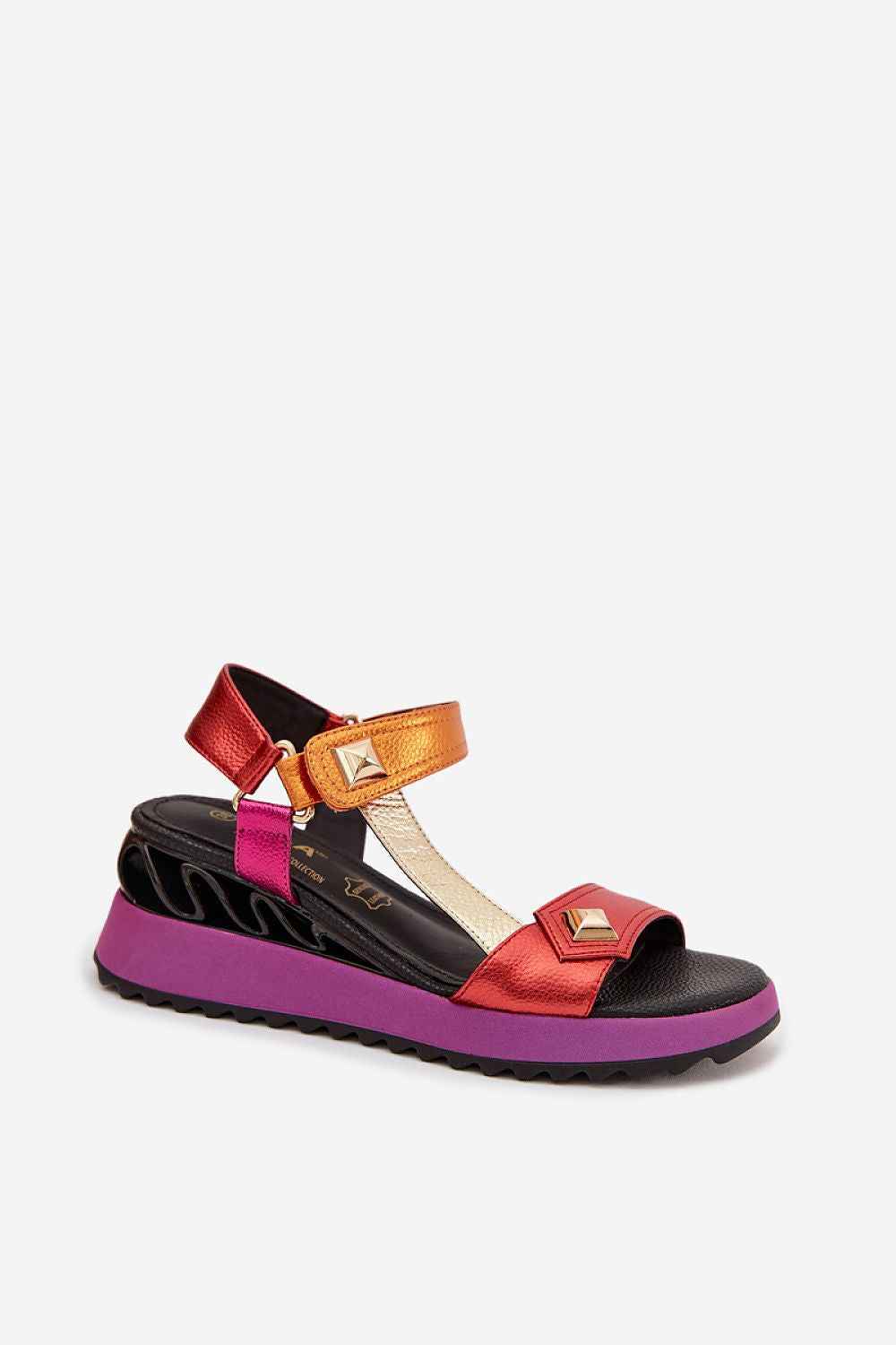Cothurnes Step in style