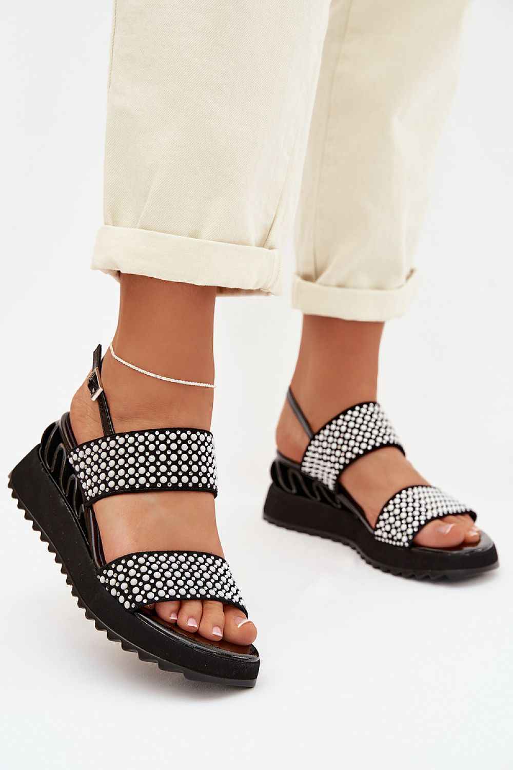 Cothurnes Step in style