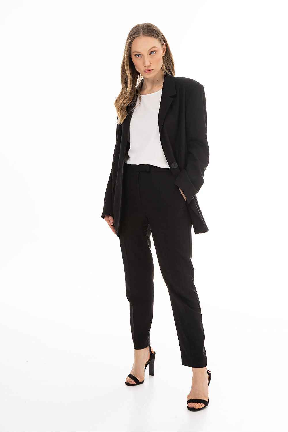 Veste awama