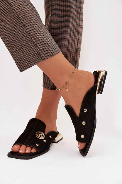 Clacquettes Step in style