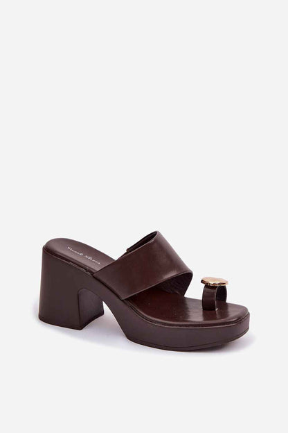Des mules à talons Step in style