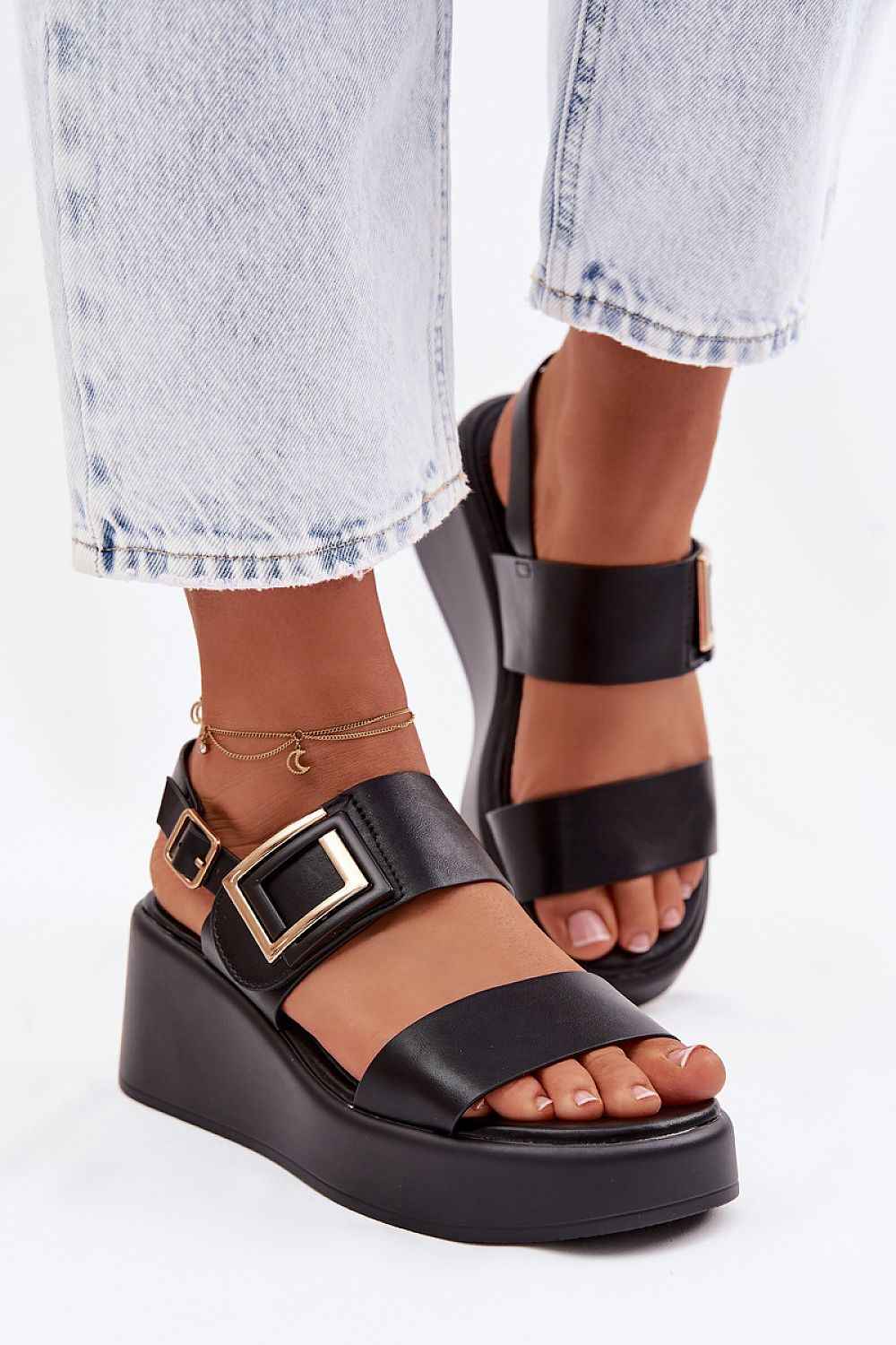 Cothurnes Step in style