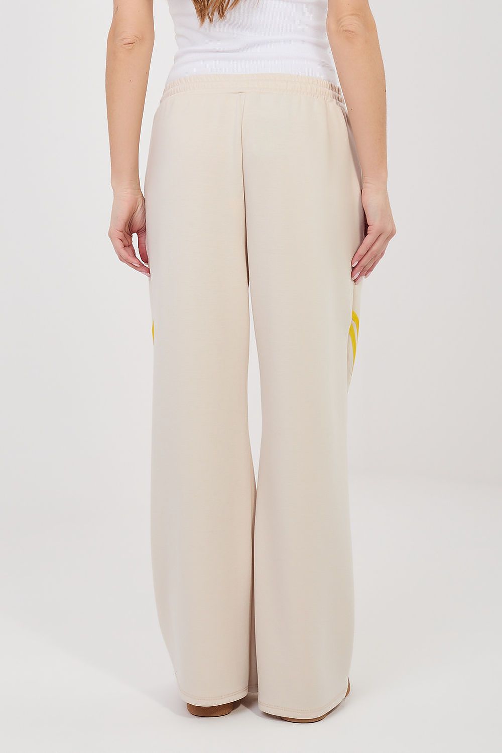  Pantalon survêtement model 225414 Rue Paris 