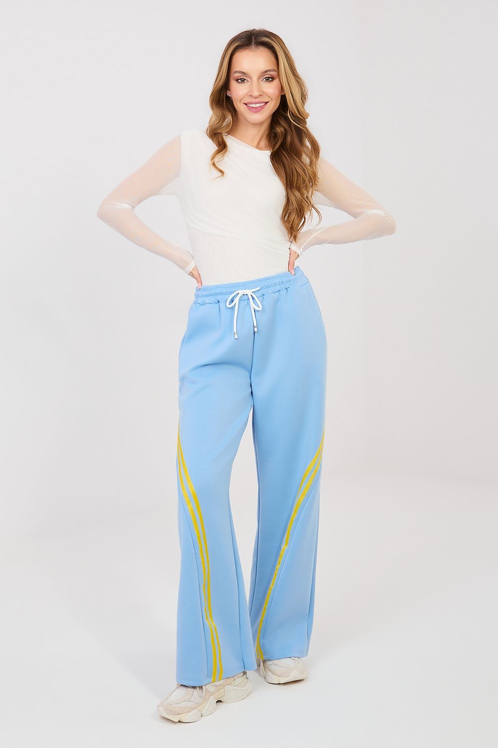  Pantalon survêtement model 225418 Rue Paris 