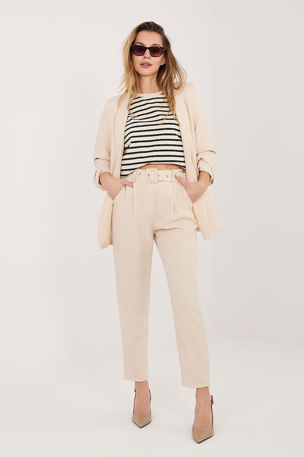  L`ensemble model 225864 Rue Paris 