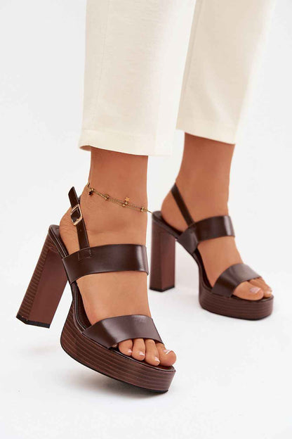 Sandales à talons Step in style