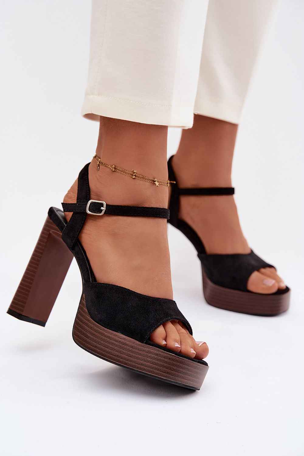 Sandales à talons Step in style