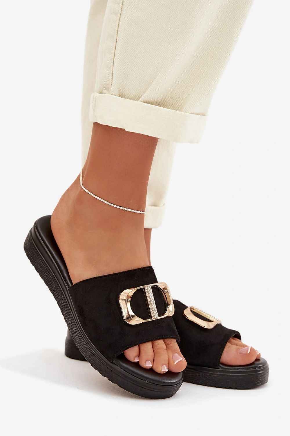 Clacquettes Step in style
