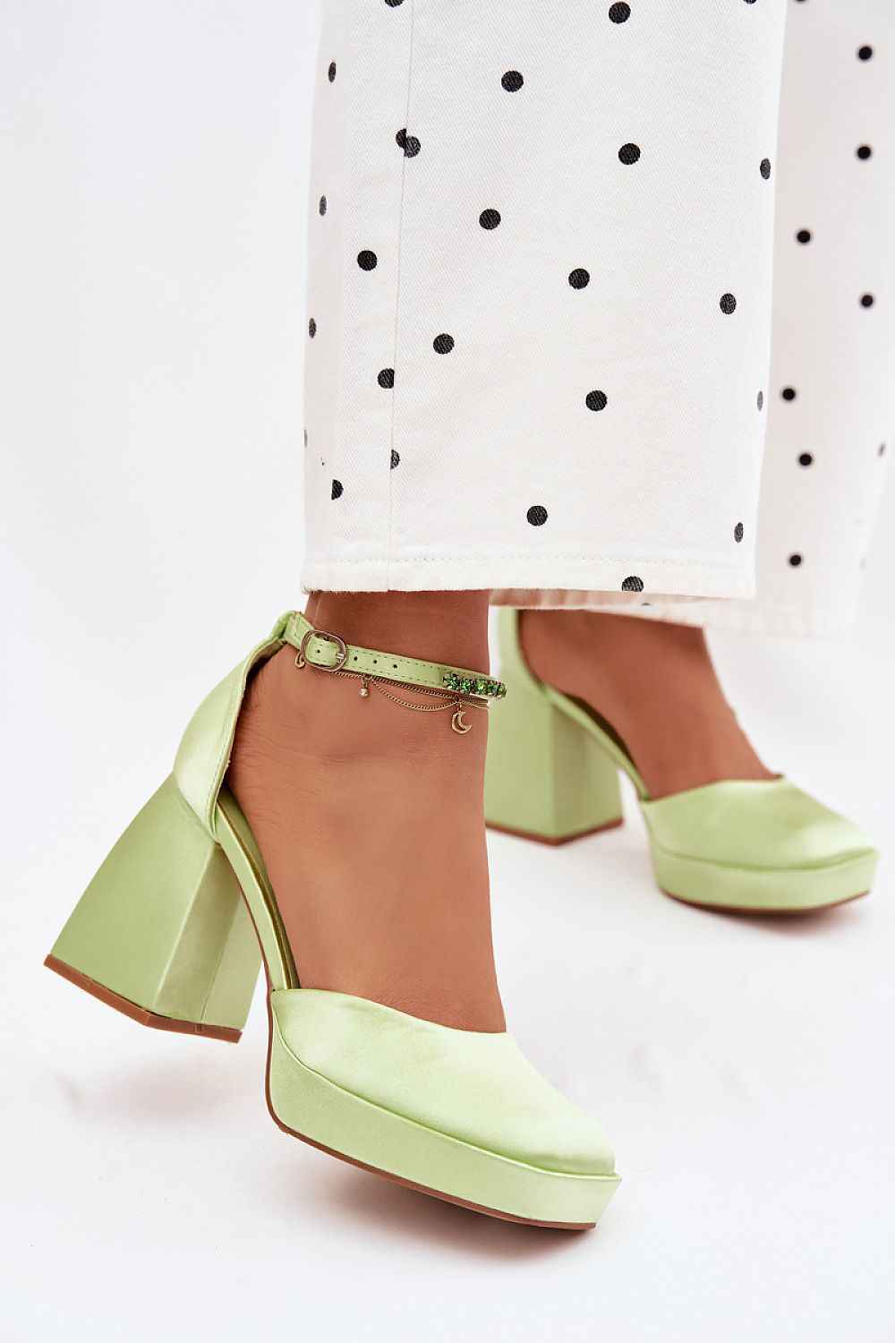Sandales à talons Step in style