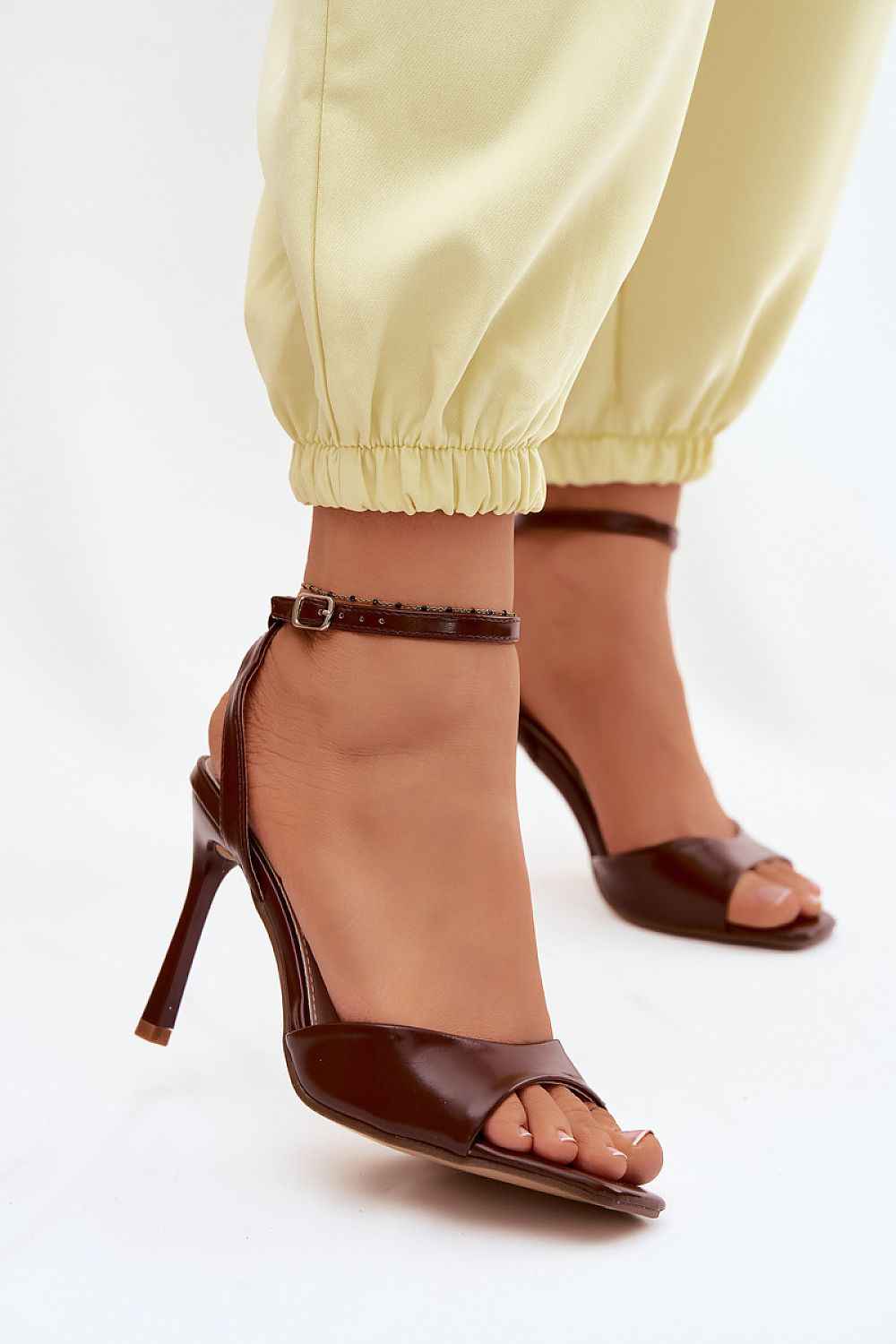 Sandales à talons Step in style