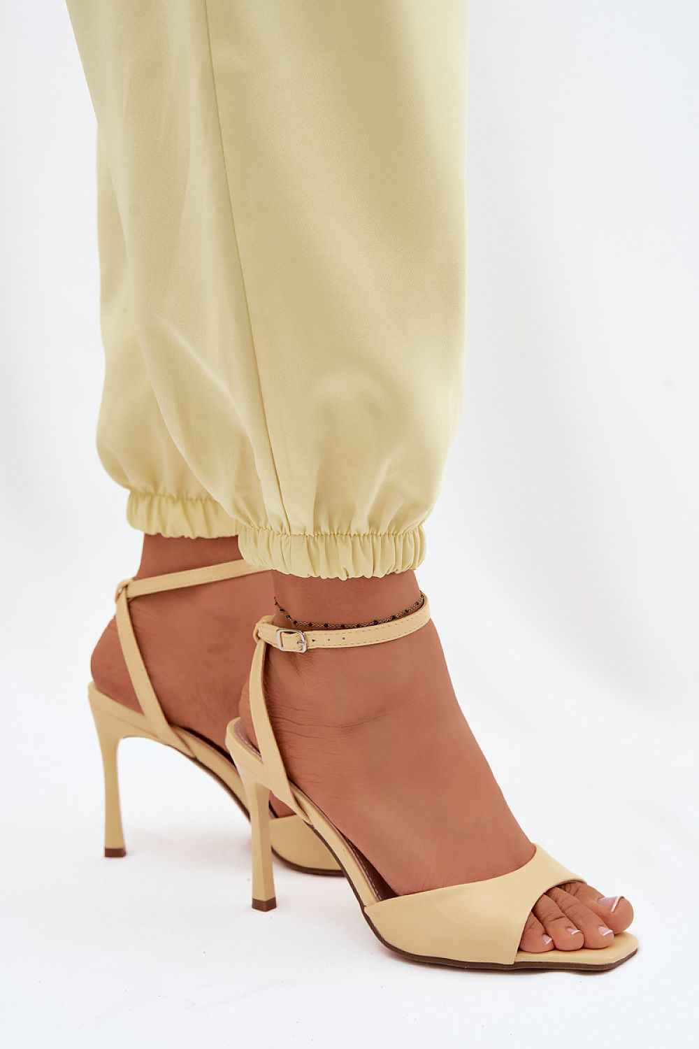 Sandales à talons Step in style