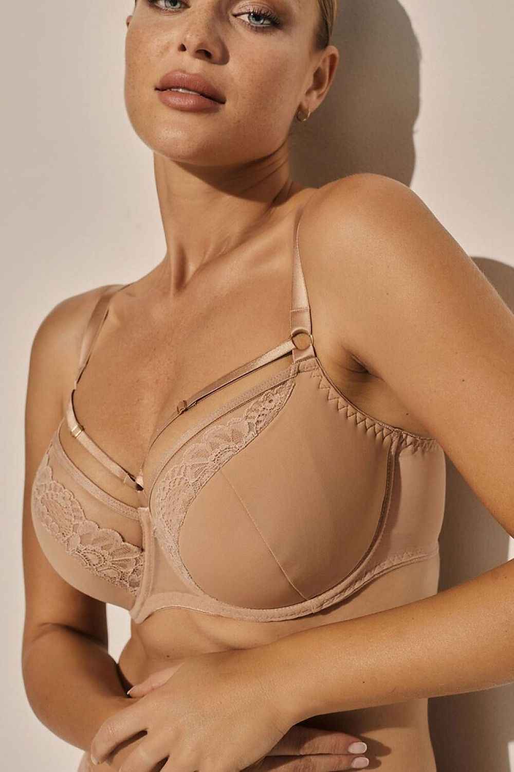 Semi-soft Kinga
