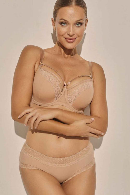 Semi-soft Kinga