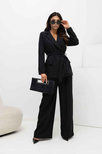  L`ensemble model 227560 Italy Moda 