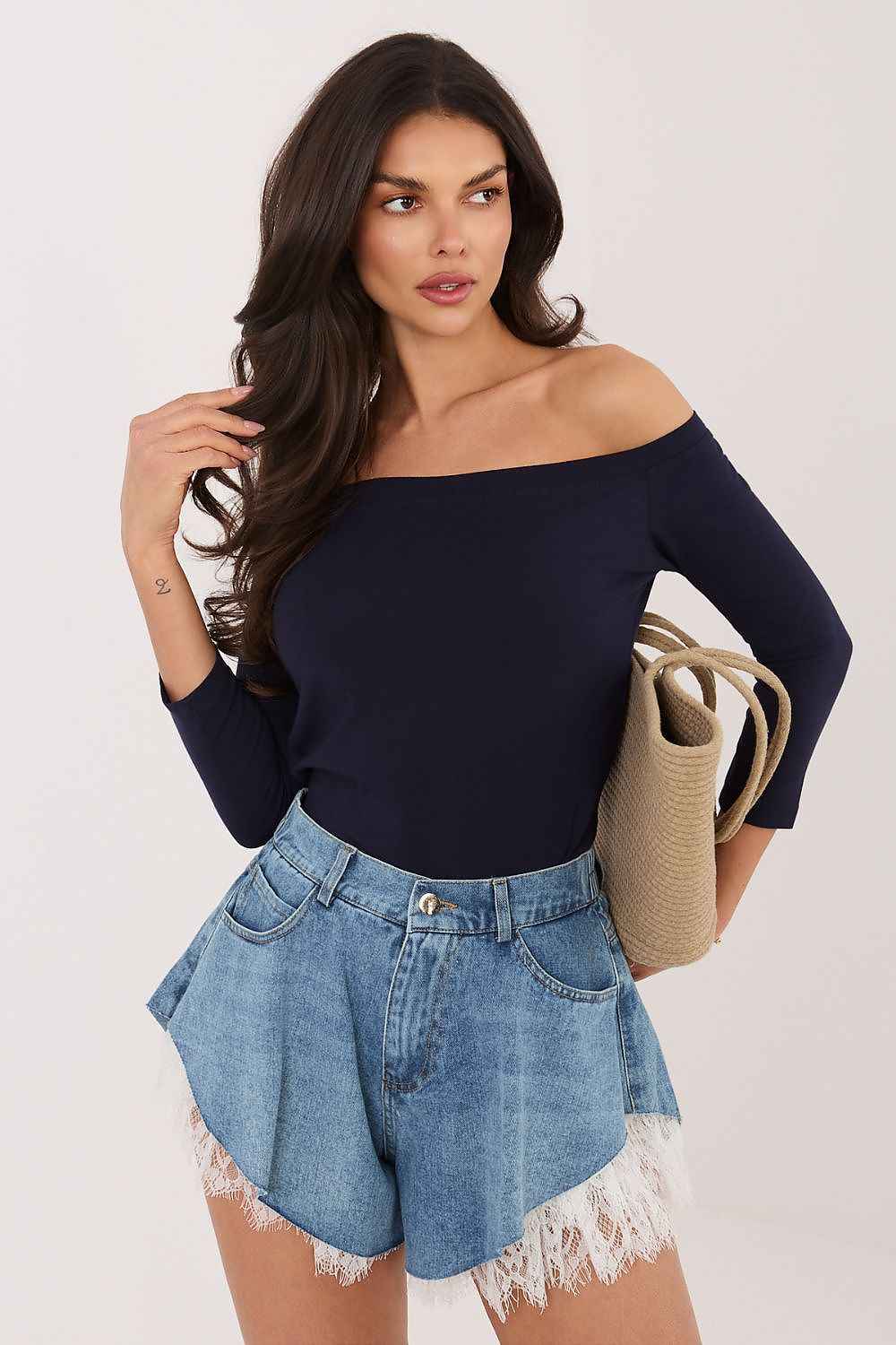  Shorts model 227625 Factory Price 