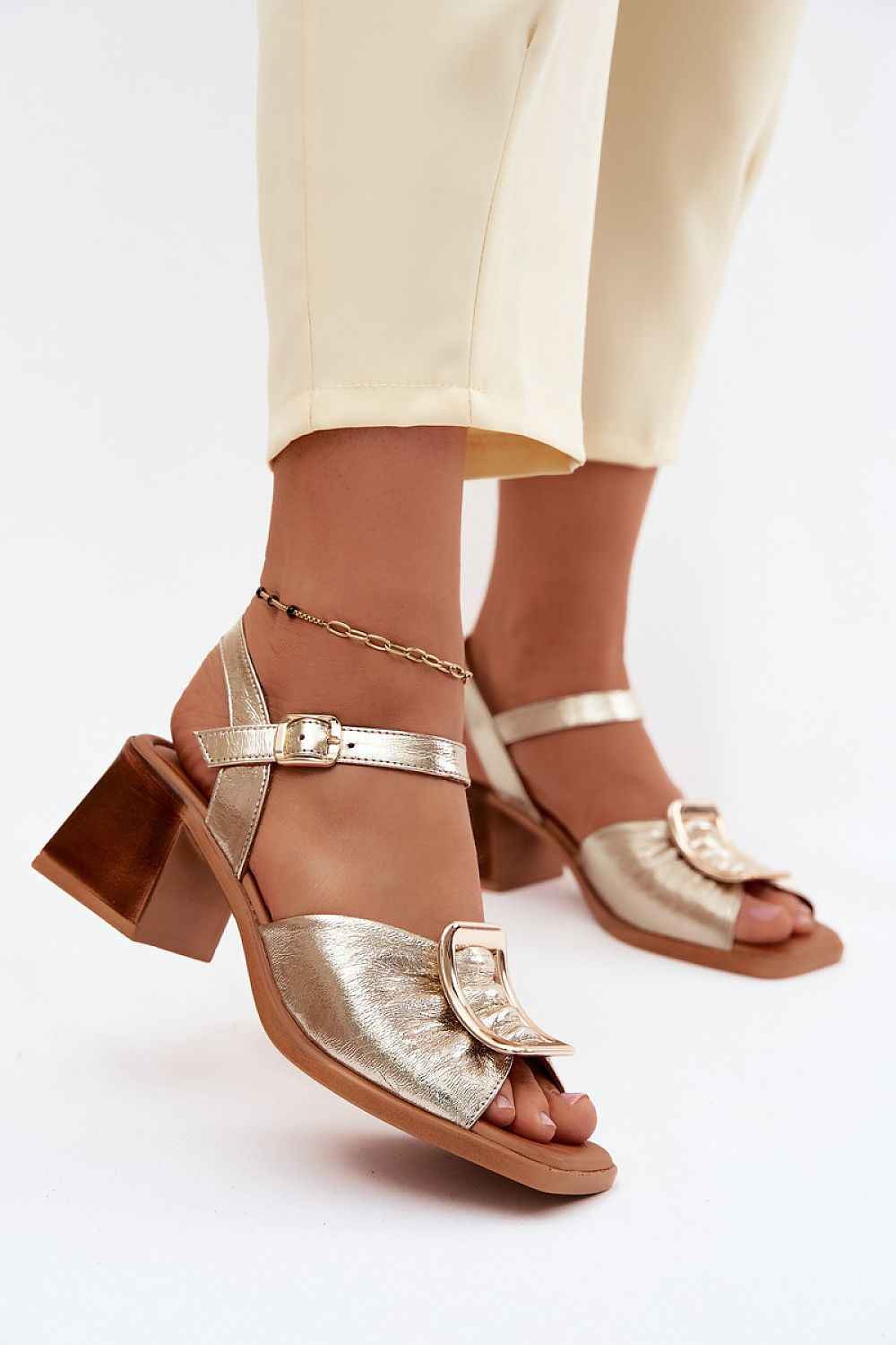 Sandales à talons Step in style