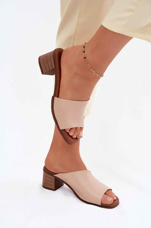 Des mules à talons Step in style