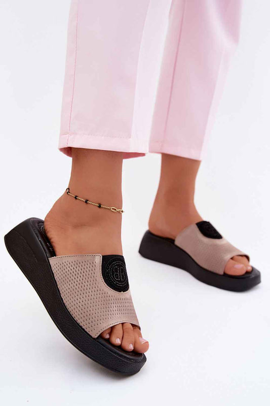 Cothurnes Step in style