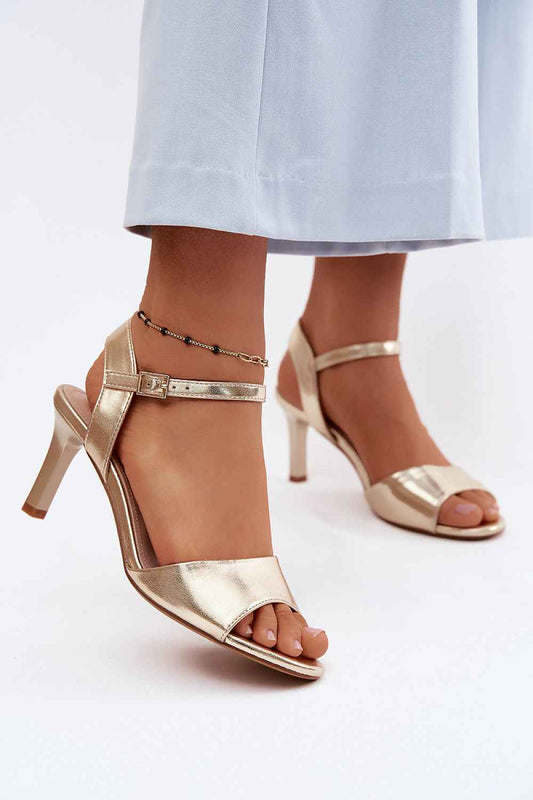 Sandales à talons Step in style