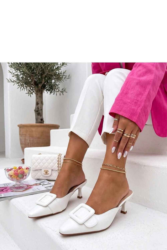 Des mules à talons Solea