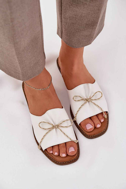 Clacquettes Step in style