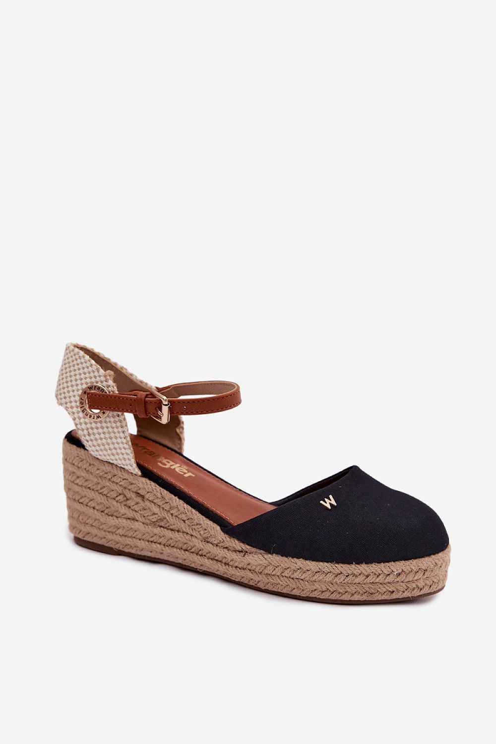 Cothurnes Step in style