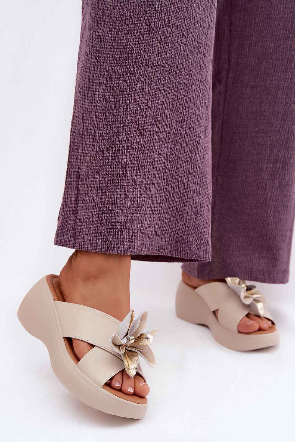 Cothurnes Step in style