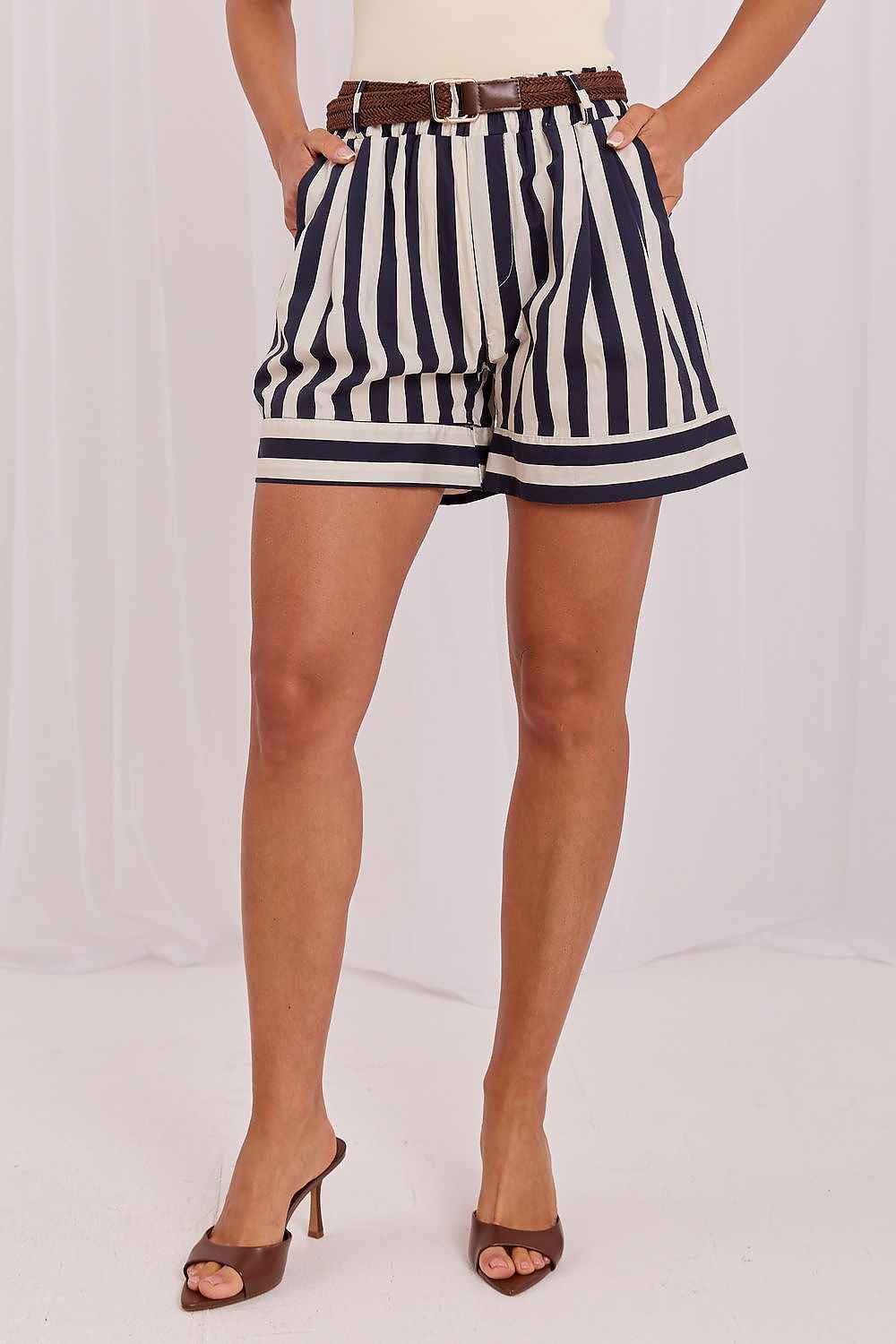 Shorts Italy Moda