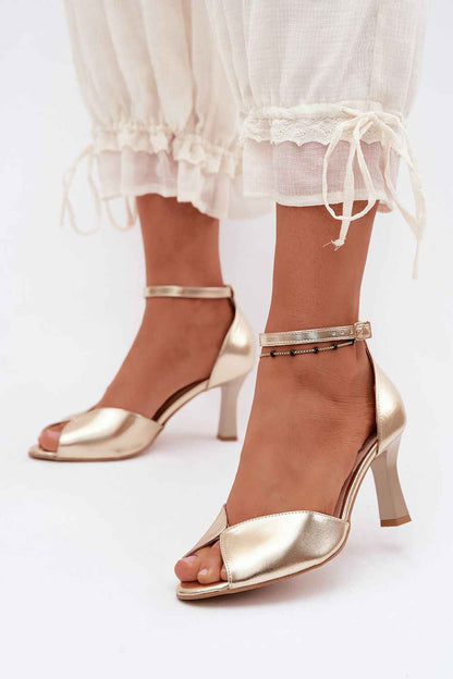 Sandales à talons Step in style