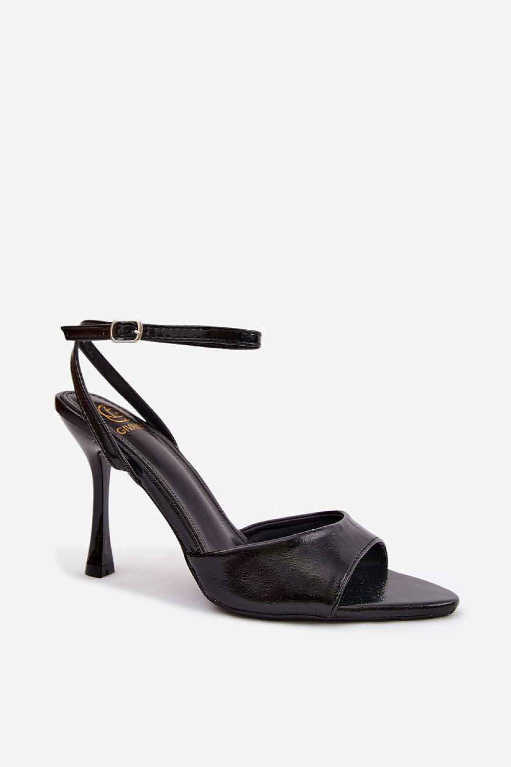 Sandales à talons Step in style