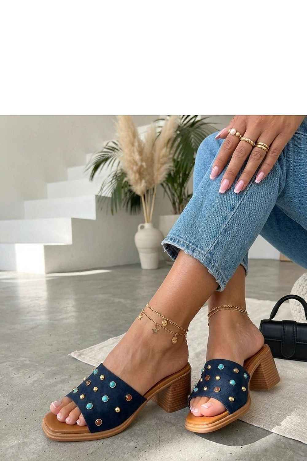 Des mules à talons Solea
