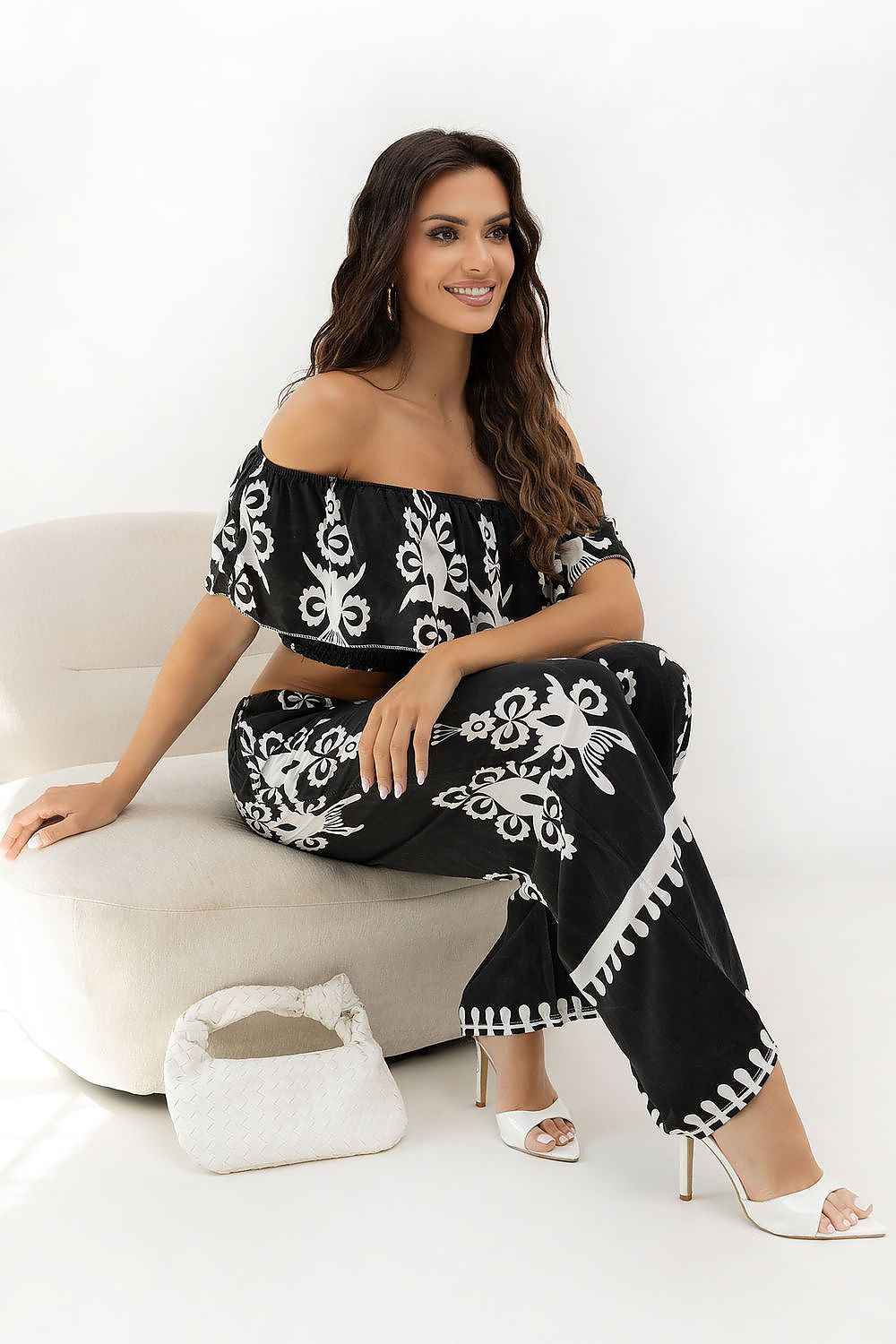 L`ensemble Italy Moda
