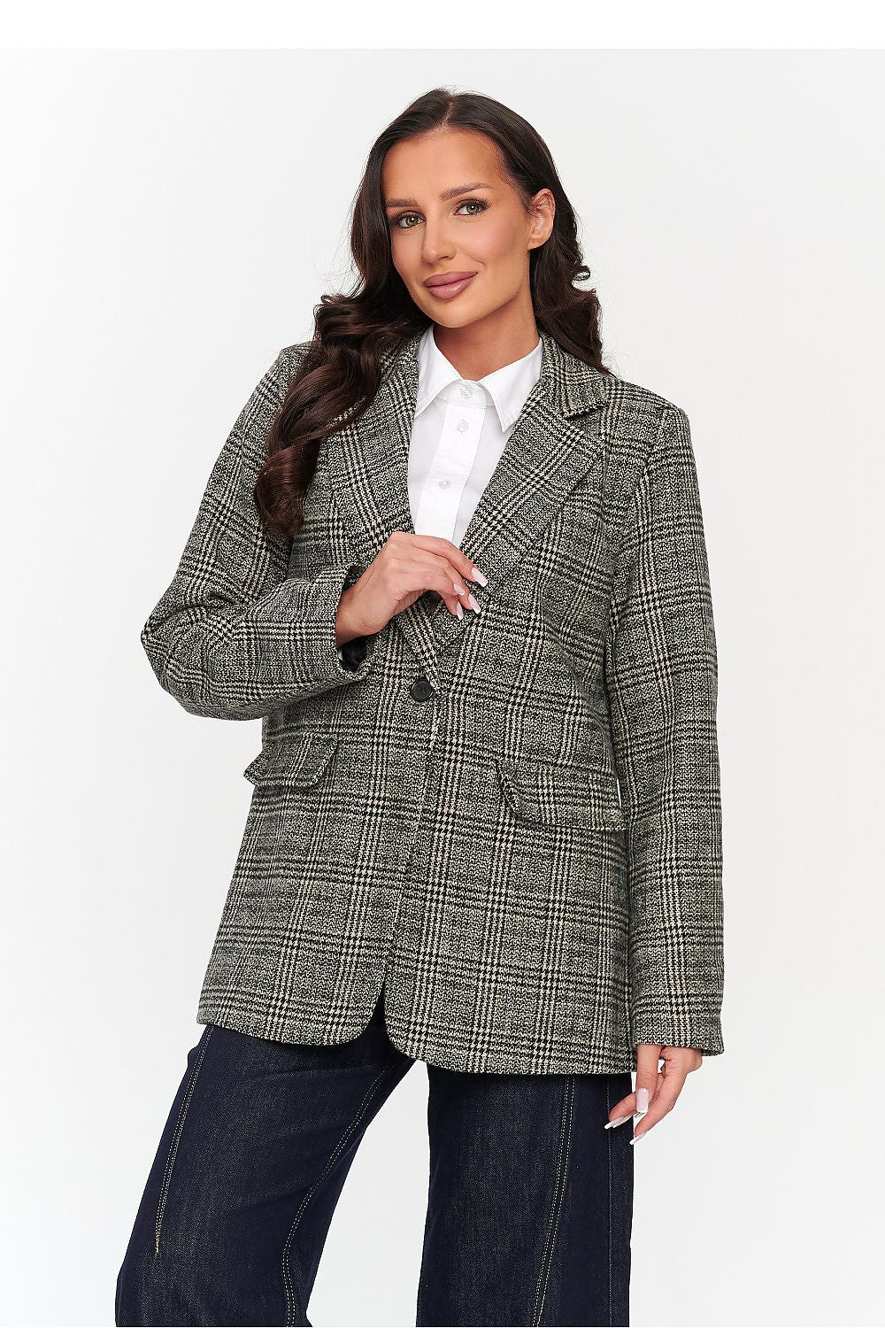  Veste model 230869 Makadamia 