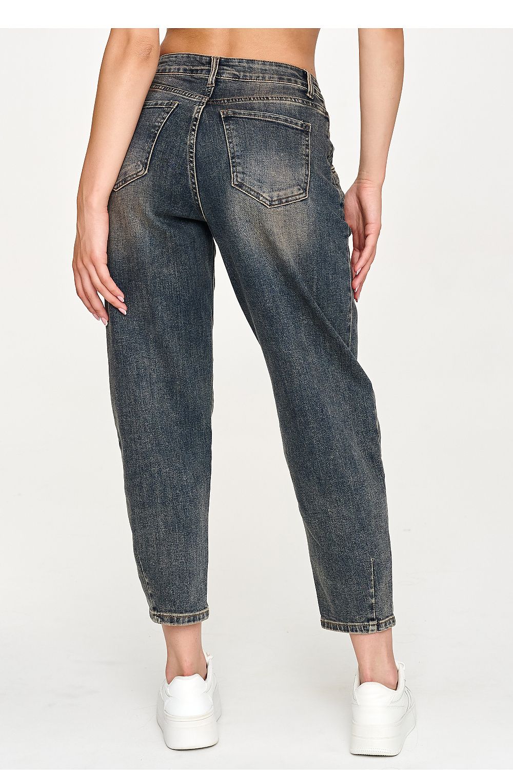  Jean model 230874 Makadamia 