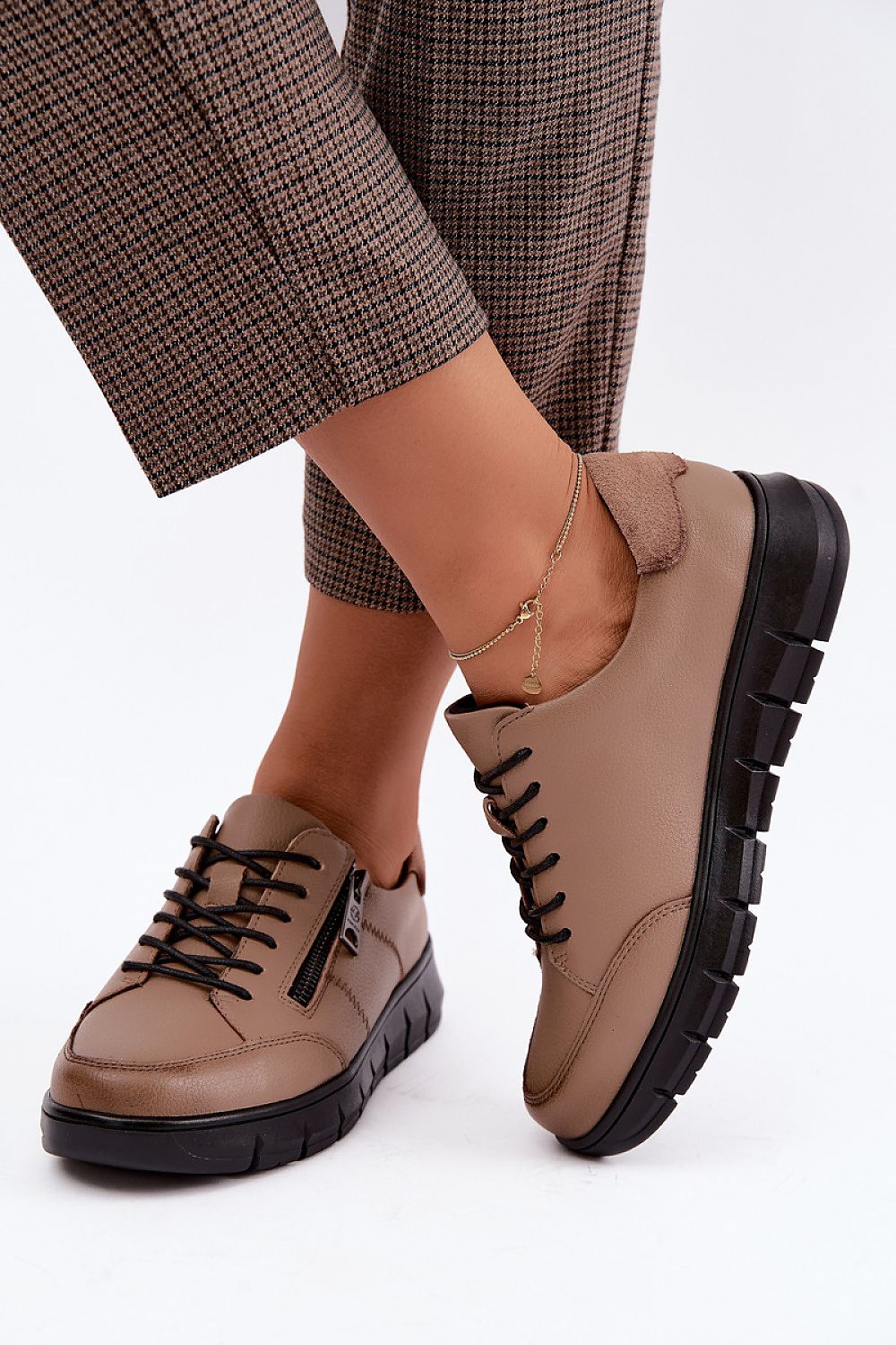  Chaussures Basses model 231652 Step in style 